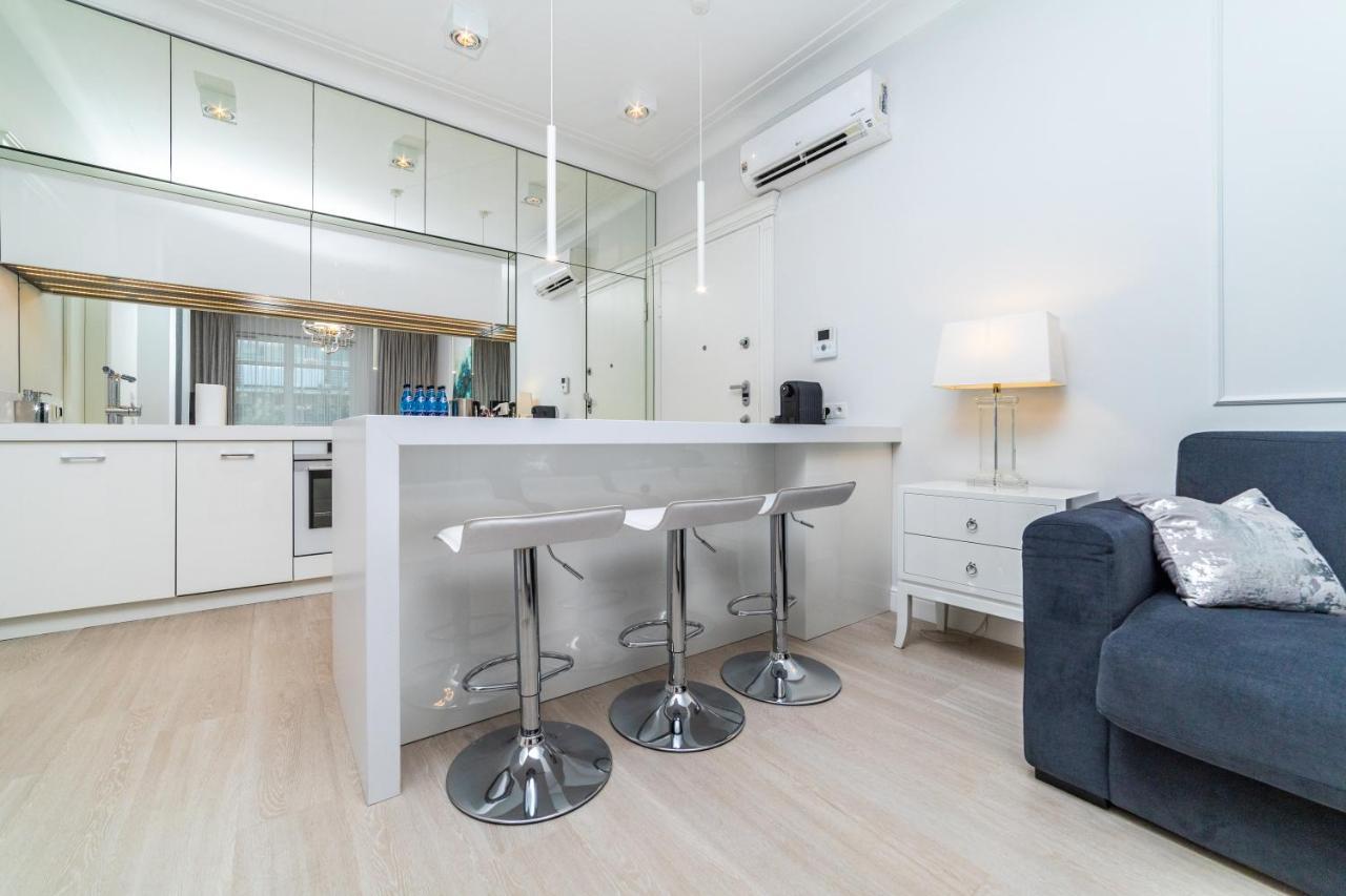 Cristal - Neptun Park By Oneapartments Apartment *